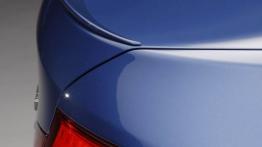 BMW M5 2012 - spoiler
