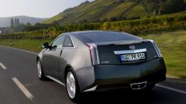 Cadillac CTS Coupe 2012 - widok z tyłu