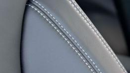 BMW M6 Coupe 2012 - fotel kierowcy, widok z przodu