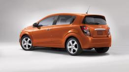 Chevrolet Sonic 2012 - lewy bok