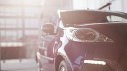 Peugeot 107 Facelifting - przód - inne ujęcie