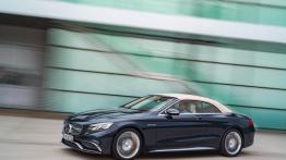 Luksusowe cabrio Mercedesa z V12