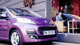 Peugeot 107 Facelifting - przód - inne ujęcie