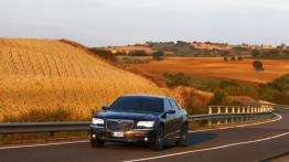 Lancia Thema 2012 - widok z przodu