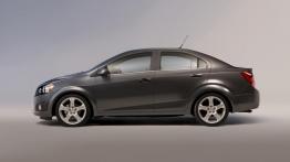 Chevrolet Sonic 2012 - lewy bok