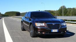 Lancia Thema 2012 - widok z przodu