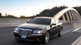 Lancia Thema 2012 - widok z przodu