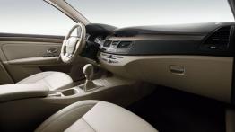 Renault Laguna III Coupe 2012 - pełny panel przedni