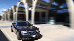 Lancia Thema 2012 - widok z przodu