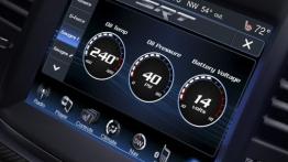 Chrysler 300C SRT8 2012 - radio/cd / panel lcd