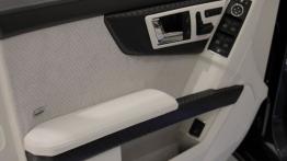 Mercedes GLK Brabus V12 - drzwi kierowcy od wewnątrz