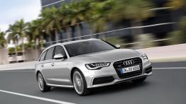 Audi A6 Avant V6 TFSI 2012 - przód - reflektory włączone