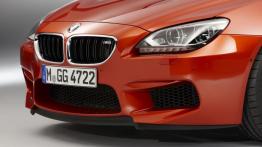 BMW M6 Coupe 2012 - zderzak przedni