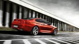 BMW M6 Coupe 2012 - prawy bok
