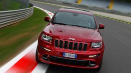 Jeep Grand Cherokee SRT8 2012 - widok z przodu