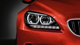 BMW M6 Coupe 2012 - prawy przedni reflektor - wyłączony
