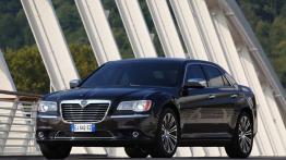 Lancia Thema 2012 - lewy bok