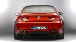 BMW M6 Coupe 2012 - widok z tyłu