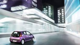 Peugeot 107 Facelifting - widok z tyłu