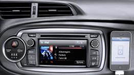 Toyota Yaris 2012 - radio/cd/panel lcd