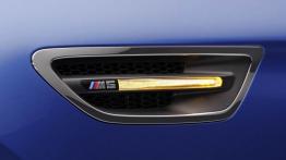 BMW M5 2012 - wlot powietrza