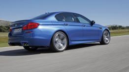 BMW M5 2012 - prawy bok