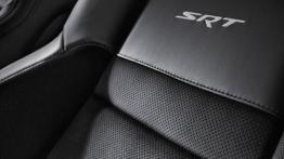 Jeep Grand Cherokee SRT8 2012 - fotel kierowcy, widok z przodu