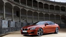 BMW M6 Coupe 2012 - widok z przodu
