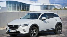 Mazda CX-3 SKYACTIV-G (2015) - lewy bok