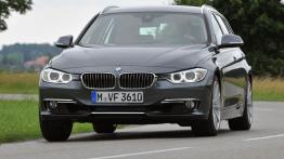 BMW 328i Touring (F31) - widok z przodu