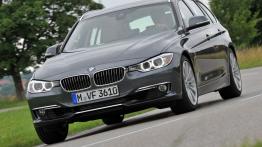 BMW 328i Touring (F31) - widok z przodu