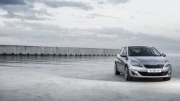 Peugeot 308 II (2014) - widok z przodu