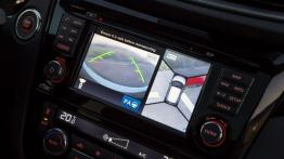 Nissan Qashqai II dCi (2014) - ekran systemu multimedialnego