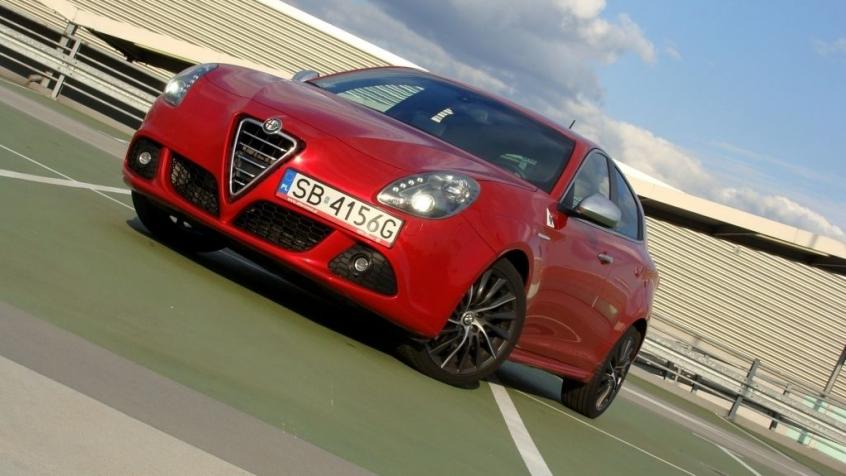 Alfa Romeo Giulietta Nuova II Hatchback 5d 1750 TBi 16v 235KM 173kW 2010-2013