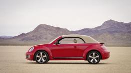 Volkswagen Beetle Cabrio 2013 - lewy bok