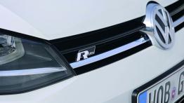 Volkswagen Golf VII R-Line Hatchback 5d (2013) - logo