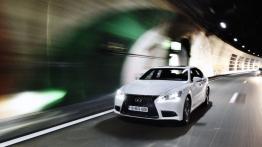 Lexus LS 600h F-Sport (2013) - widok z przodu