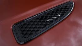 Jaguar F-Type V6S Italian Racing Red - maska zamknięta