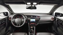Toyota Auris Touring Sports Black (2013) - pełny panel przedni