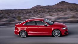 Audi S3 III Limousine (sedan 2013) - prawy bok
