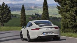 Porsche 911 50th Anniversary Edition (2013) - widok z tyłu