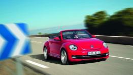 Volkswagen Beetle Cabrio 2013 - widok z przodu