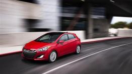 Hyundai Elantra GT 2013 - widok z przodu