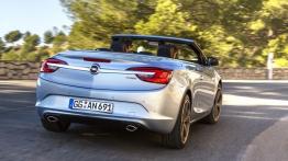 Opel Cascada 1.6 SIDI Turbo (2013) - widok z tyłu