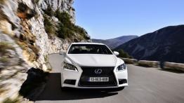 Lexus LS 600h F-Sport (2013) - widok z przodu