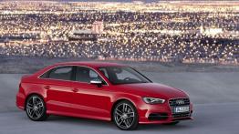 Audi S3 III Limousine (sedan 2013) - prawy bok