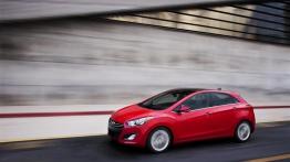Hyundai Elantra GT 2013 - lewy bok