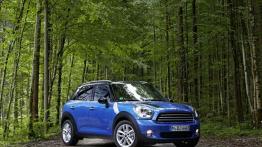 Mini Cooper Countryman ALL4 (2013) - widok z przodu