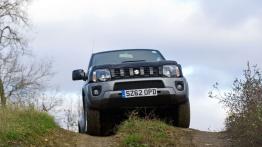 Suzuki Jimny Facelifting (2013) - widok z przodu