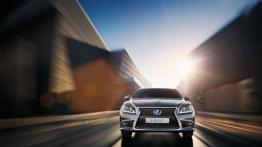 Lexus LS 600h F-Sport (2013) - widok z przodu